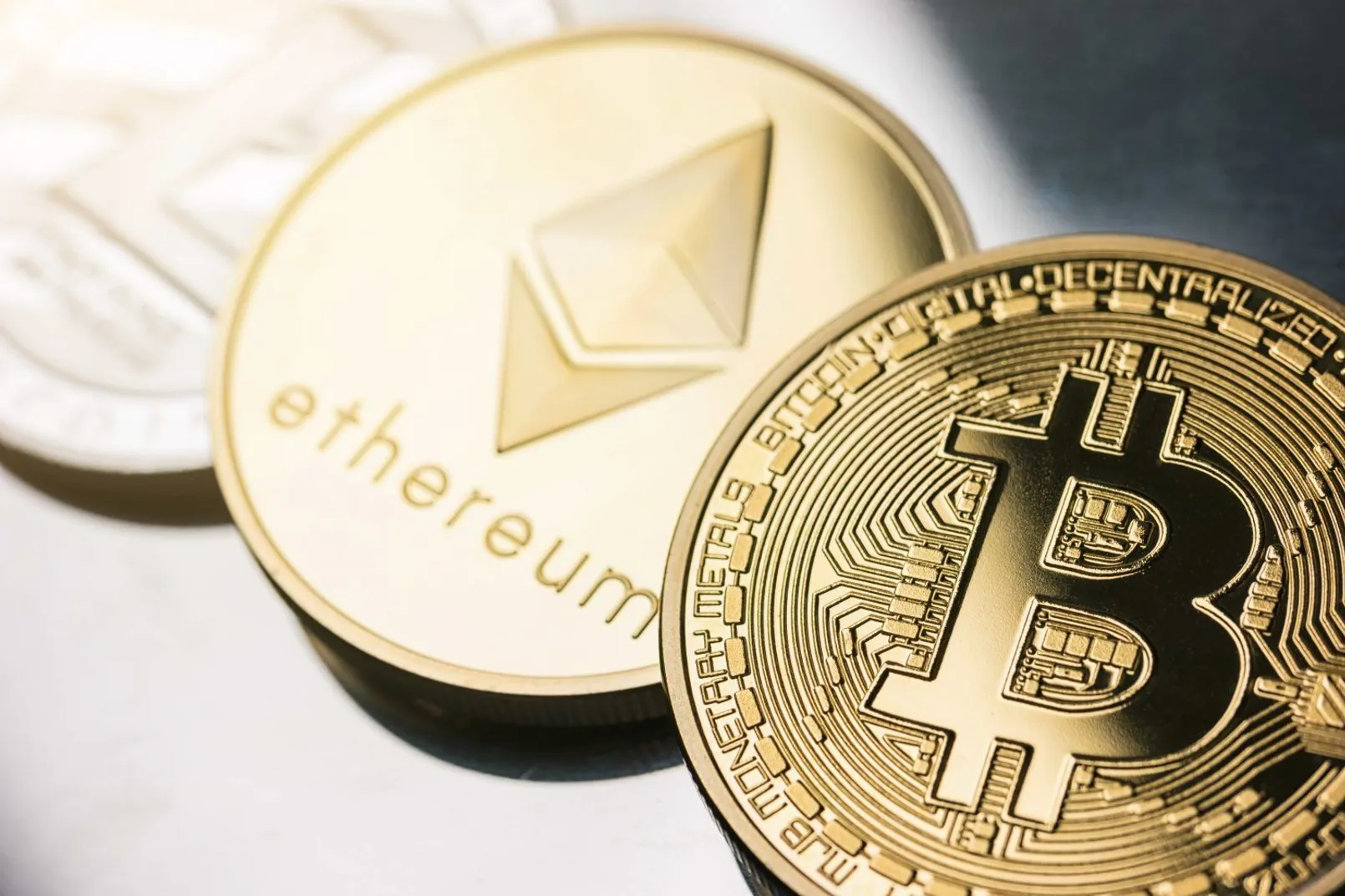 Bitcoin Ethereum 1.jpg