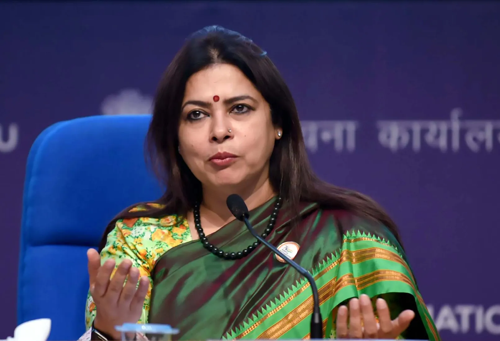 Smt. Meenakshi Lekhi Cropped.jpg