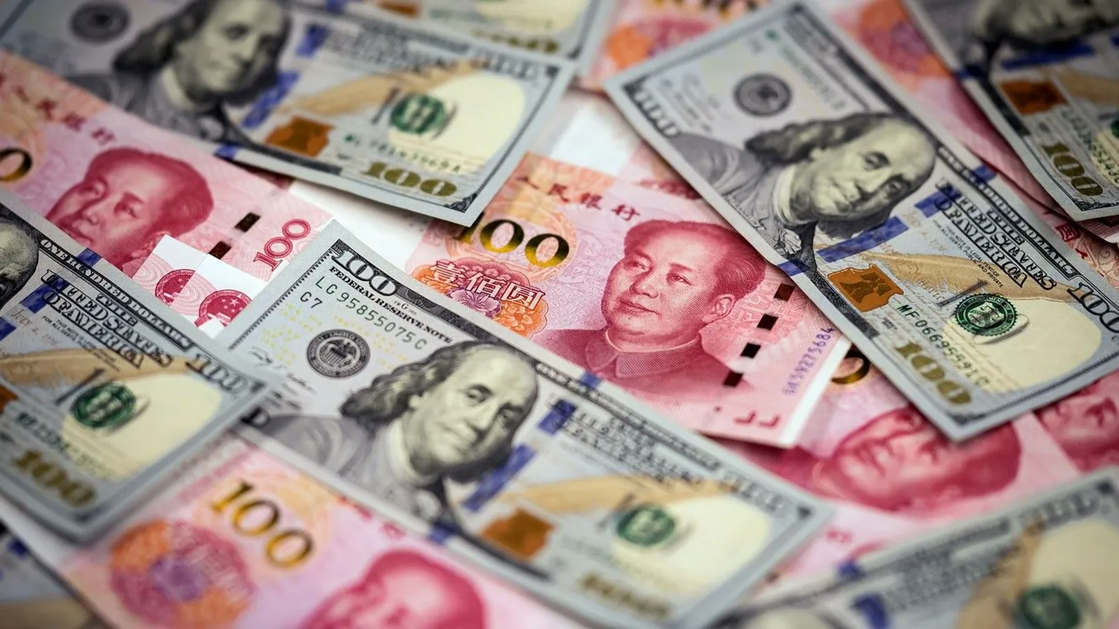 Yuan Dollar.jpg